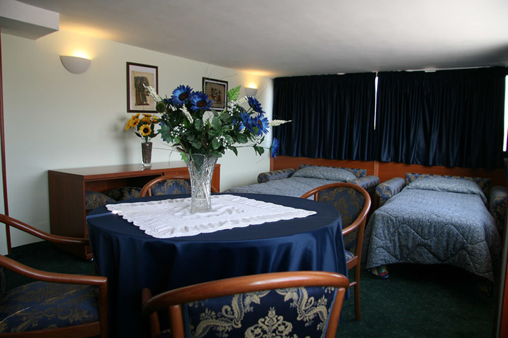 Hotel Cristallo Relais, Sure Hotel Collection By Best Western Tivoli Exterior foto